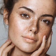 BRIGHT ÉJSZAKAI BŐRMEGÚJÍTÓ KRÉM